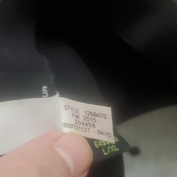 Under Armour Black Hat with Bright Orange Emblem - Picture 9 of 9